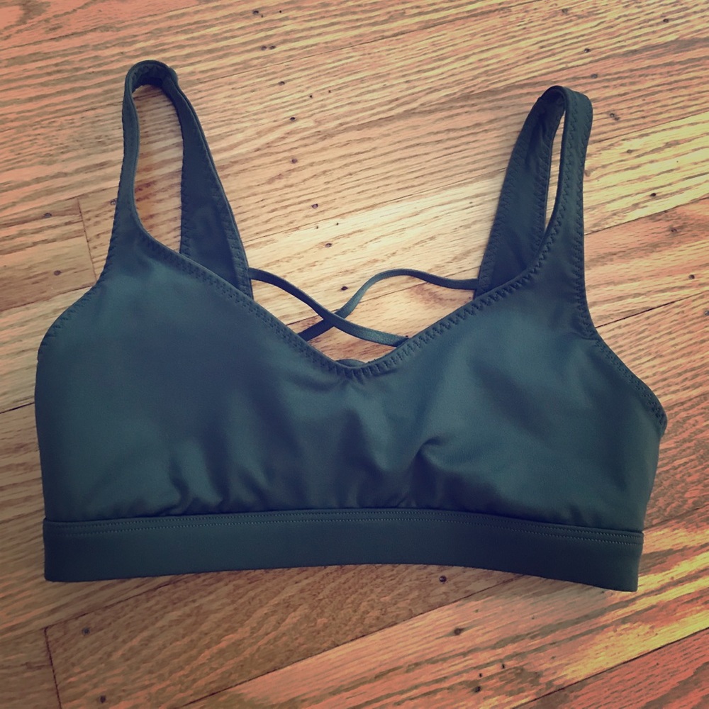 Victoria secret strappy sports bra in olive